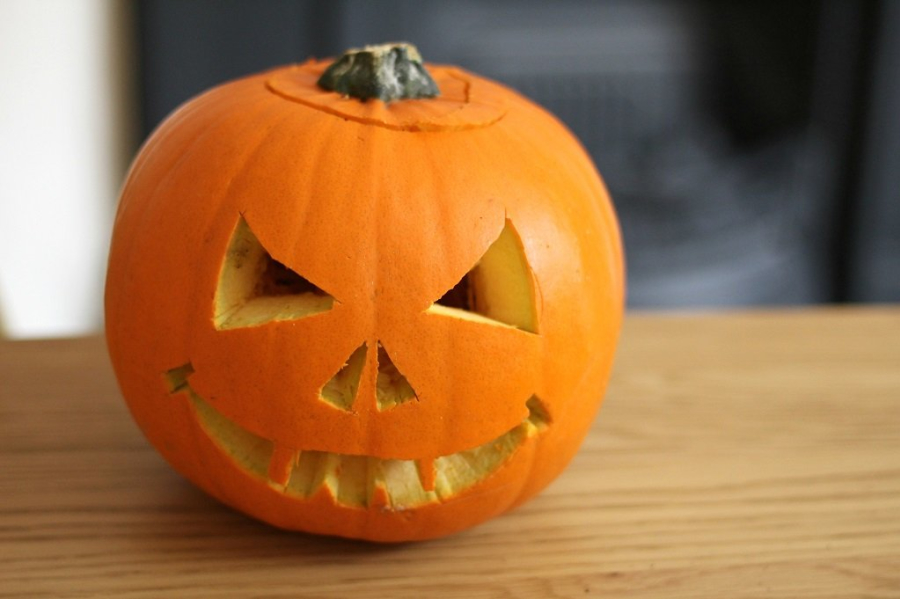 5 easy pumpkin carving ideas to do with kids | Day Out With The Kids
